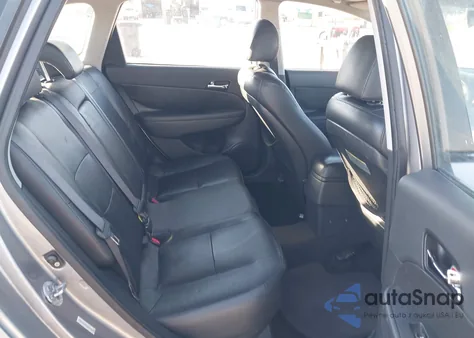 2011 Hyundai Elantra Touring Se z USA, uszkodzony, nr VIN KMHDC8AE3BU125261